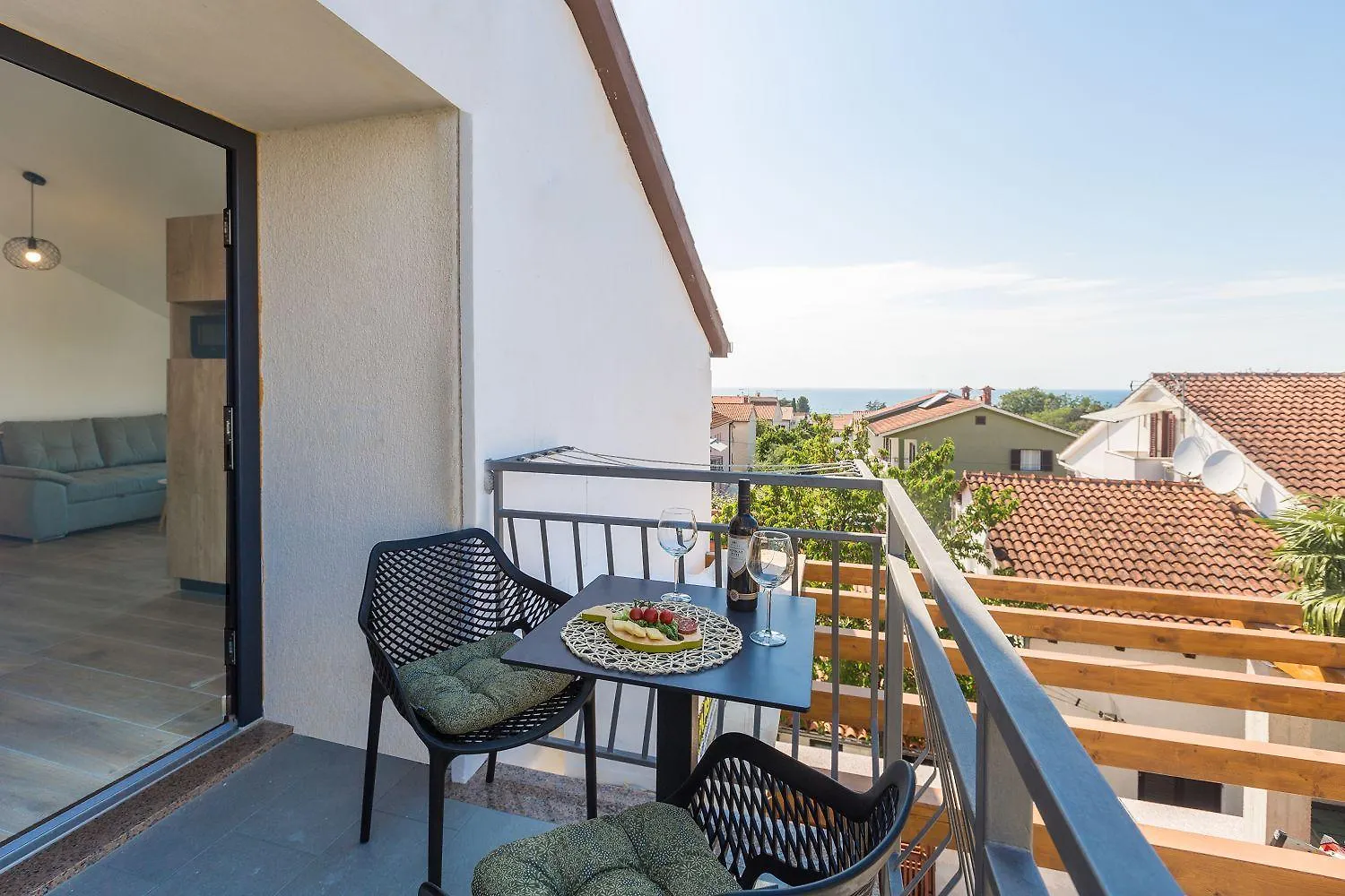 פורץ Traumhaftes Apartment Mit Meerblick Und Privatem Balkon - Nur 250 Meter Zum Strand