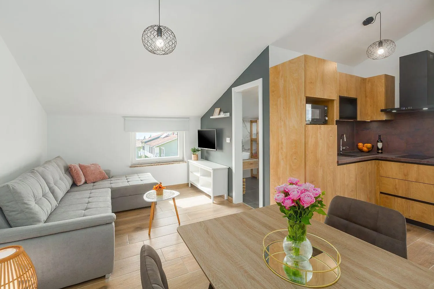 Traumhaftes Apartment Mit Meerblick Und Privatem Balkon - Nur 250 Meter Zum Strand Porec Croatia